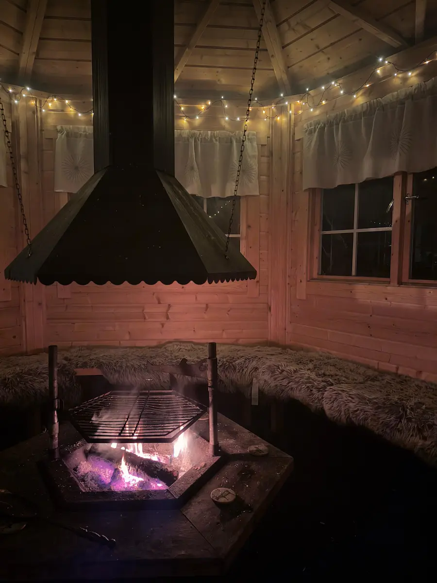 Grillikota Villa Metsälän pihalla — Turku Paattinen