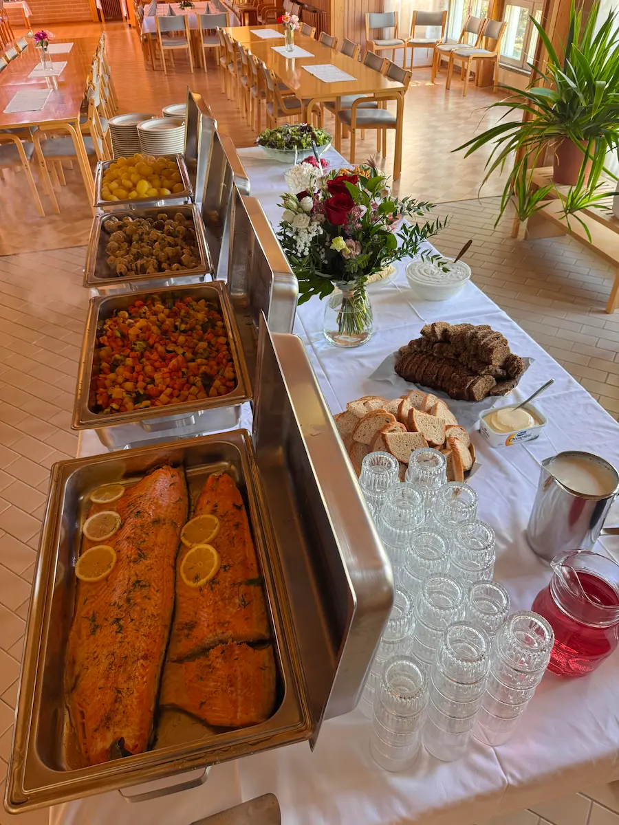 Muistotilaisuuden pitopalvelu Turku — Villa Metsälä